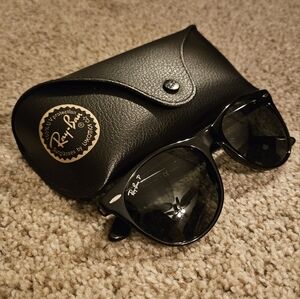 Ray-Ban Sunglasses Womens